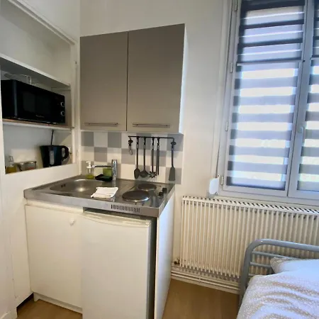 Petit Confortable Pour Personne - 038 Lägenhet *