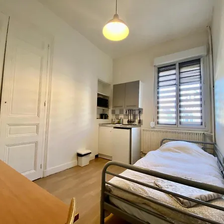 Petit Confortable Pour Personne - 038 Rouen