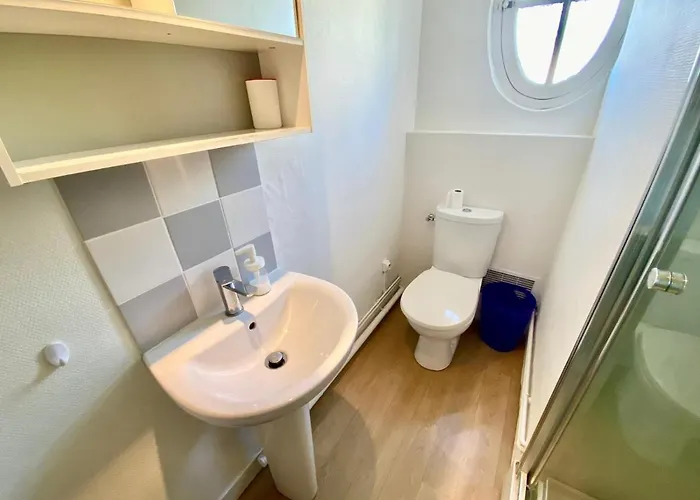 Petit Confortable Pour Personne - 038